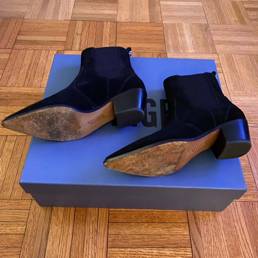 Boots - Picture 3 of 4